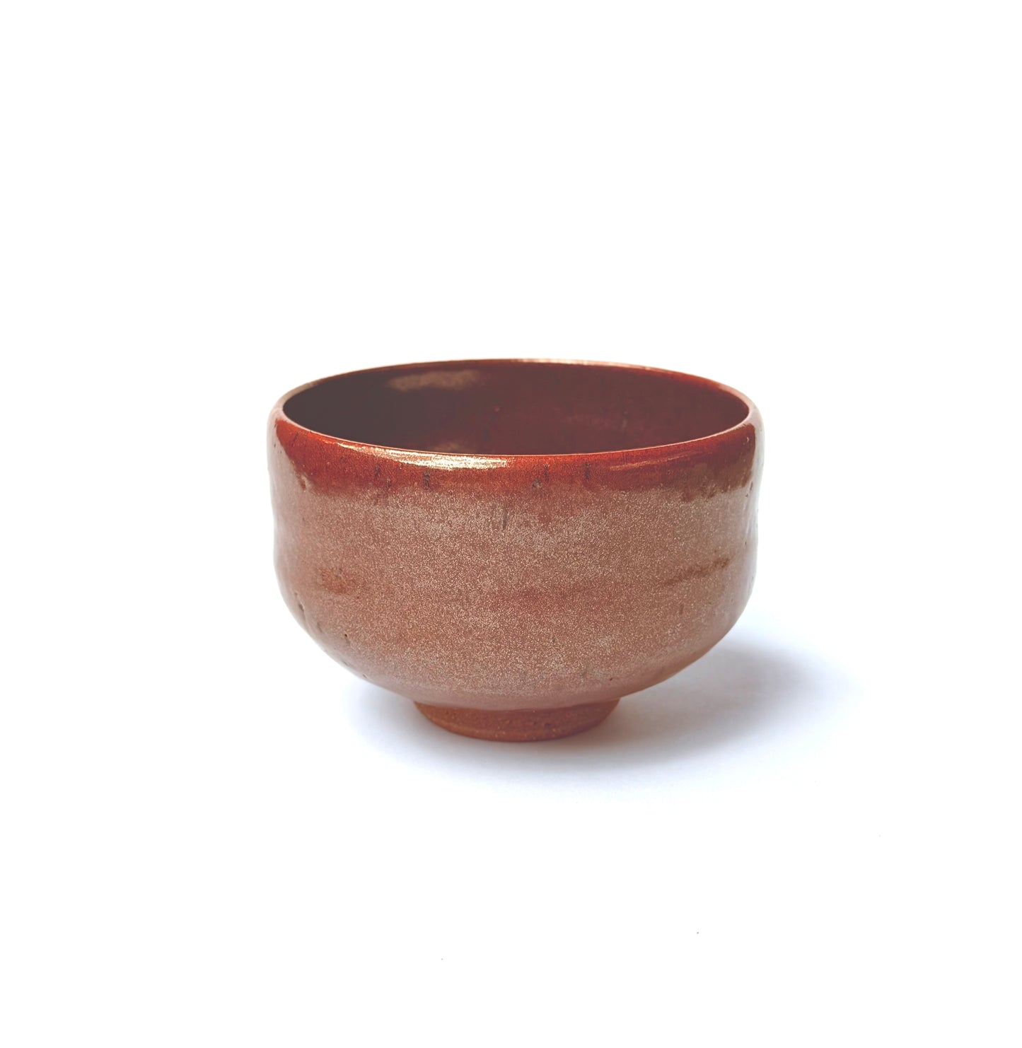AKAAKA Matcha Bowl - front view showing the profile and textured exterior
