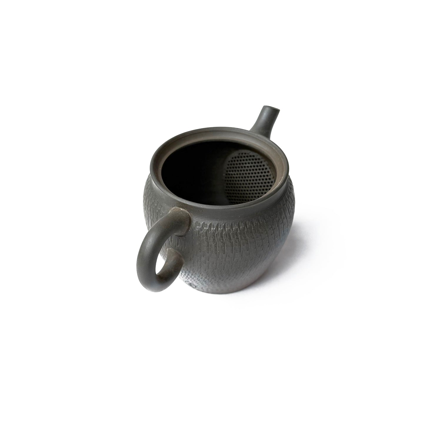GYOKKOTO BIKANNA Teapot showing the internal built-in filter