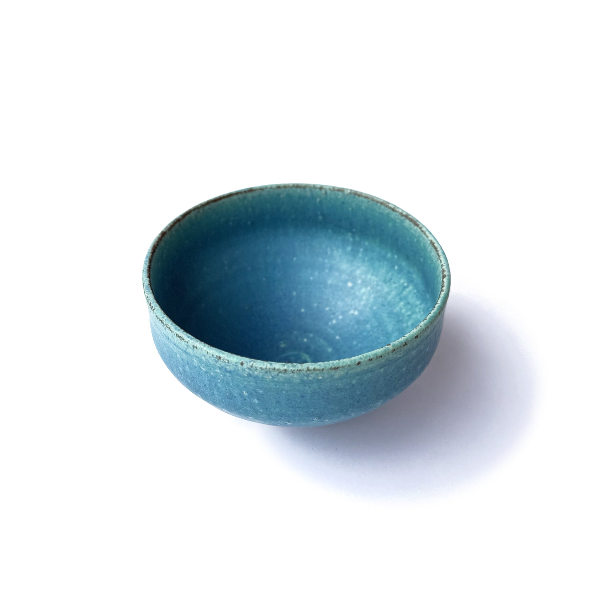 MIZUIRO Matcha Bowl - 3 quarter view of the bowl showing the interior of the bowl