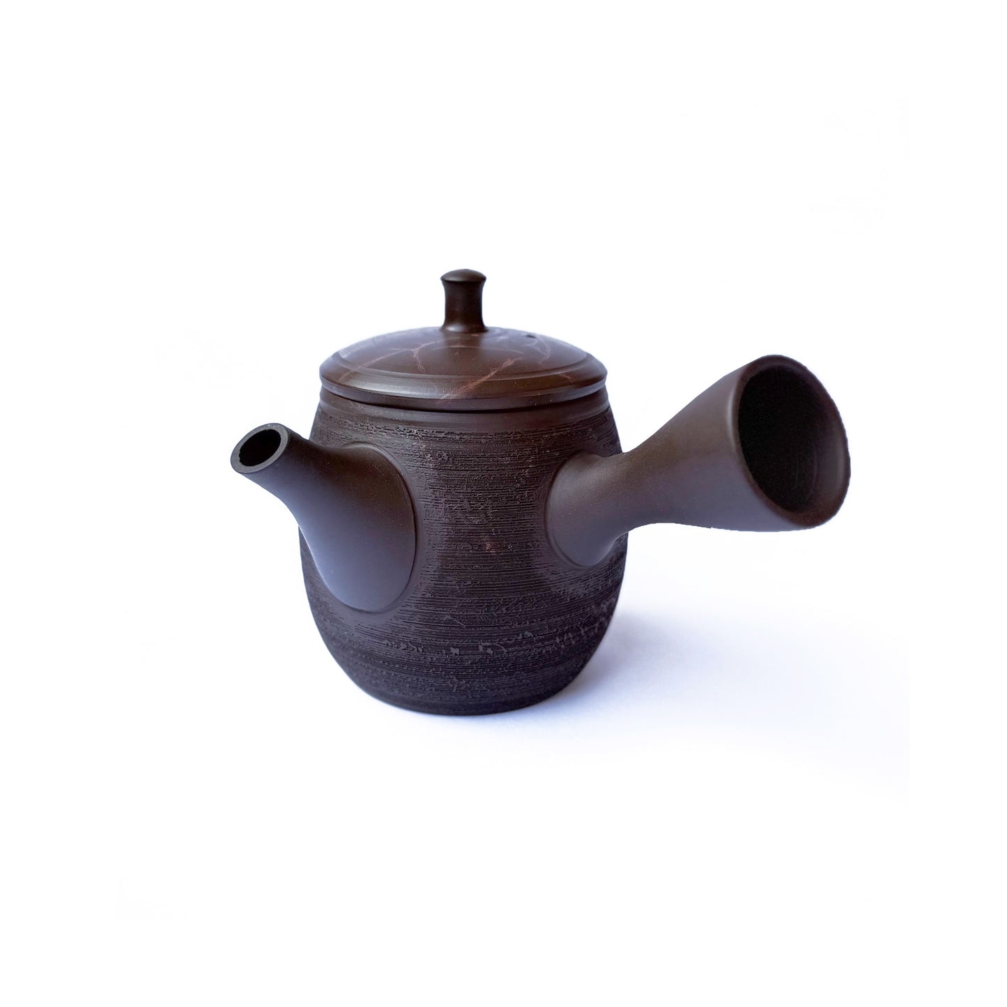 MOGAKE ceramic teapot on a white background