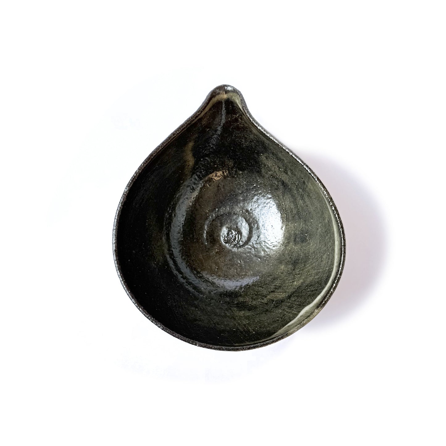 Artisanal matcha bowl with deep well and wide rim for optimal whisking