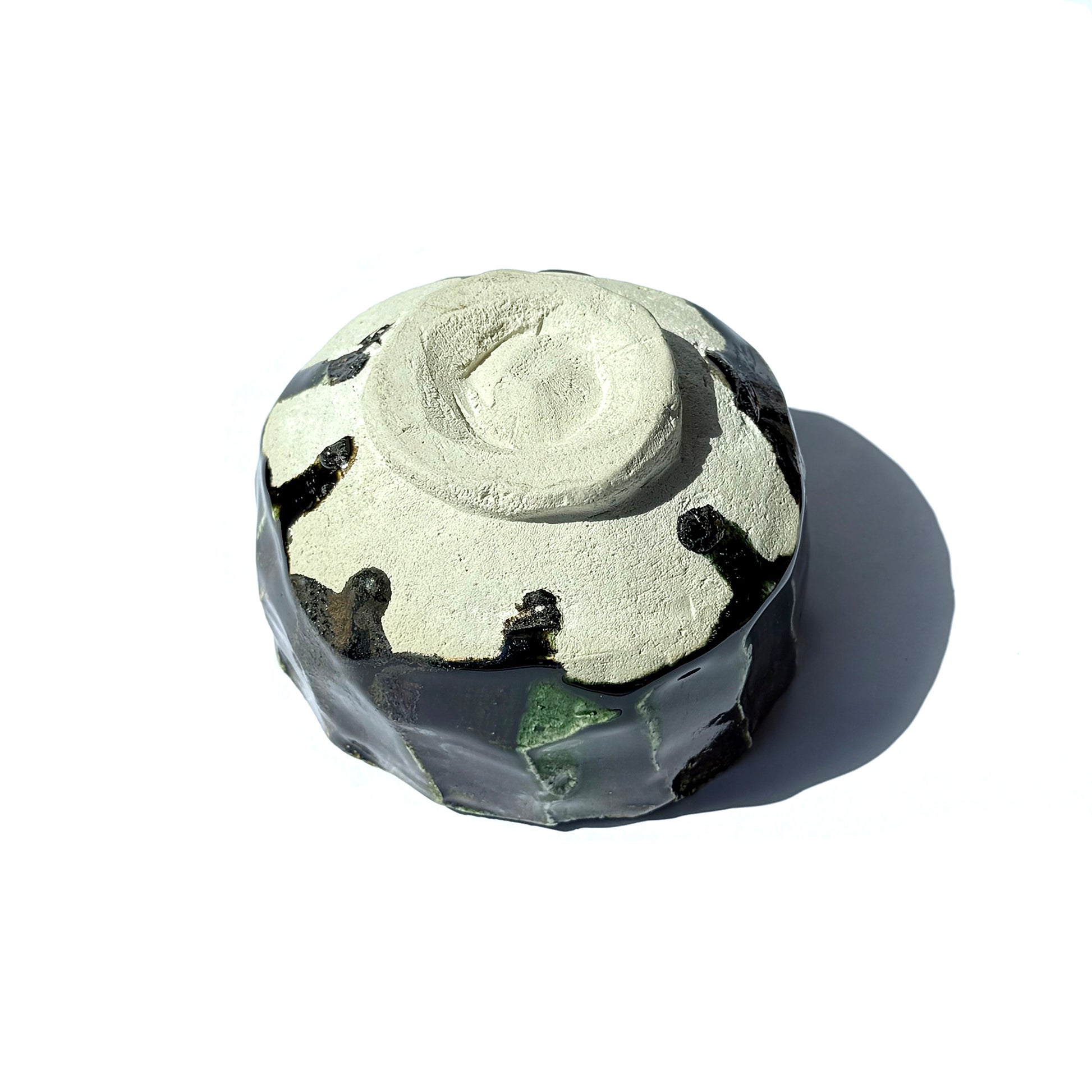 SHUNTO KATO Matcha Bowl - bottom view revealing glazing and foot ring