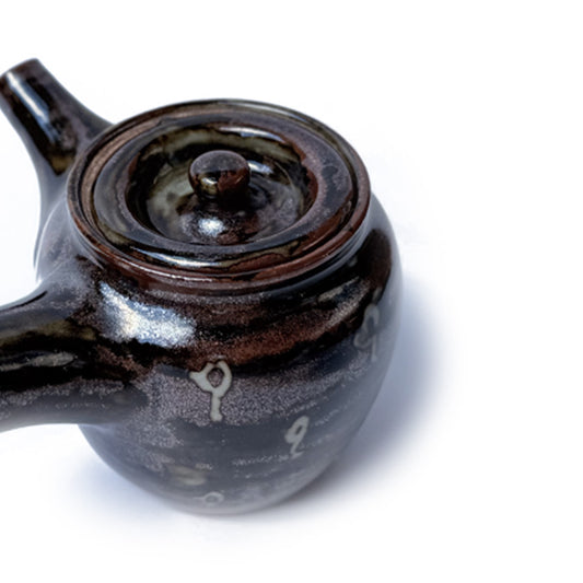 Sodeshi-yaki Kyusu by Sodeshi-gama - Artisan Japanese Teapot | HIHADA