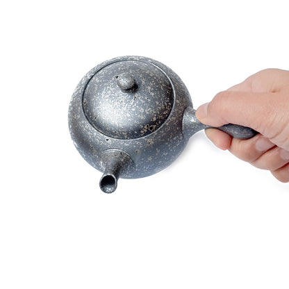 Tokoname-yaki Kyusu by Fujita Tokuta - Handmade Japanese Teapot | MARU
