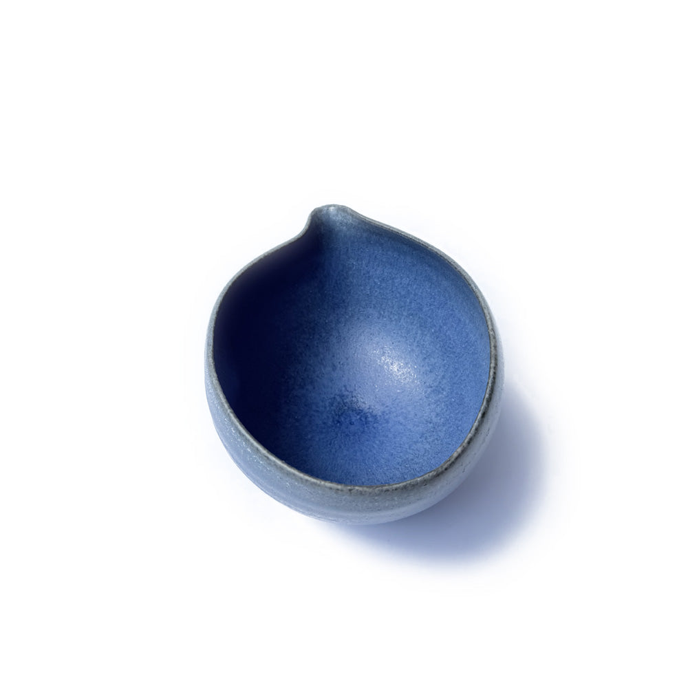 Shigaraki-yaki Katakuchi Chawan - Handmade Japanese Spouted Matcha Bowl | MISORA