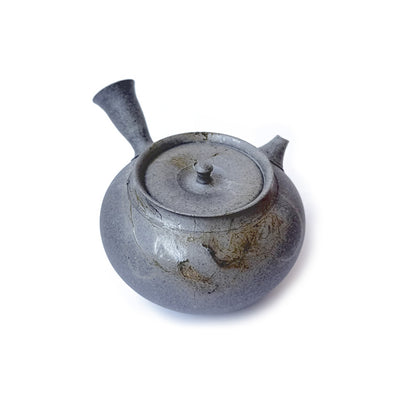 Tokoname-yaki Kyusu by Kansuke Omata - Handmade Japanese Teapot | TSURU